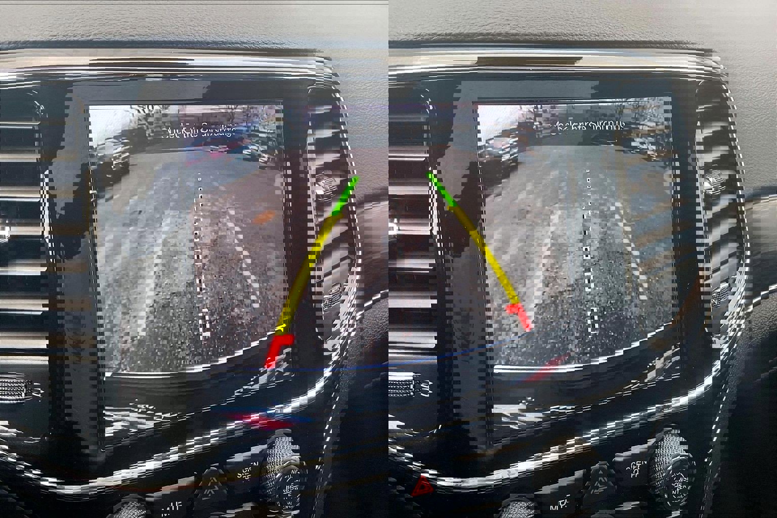 Used 2022 Jeep Grand Cherokee Limited w/ Trailer Tow Group IV image 26