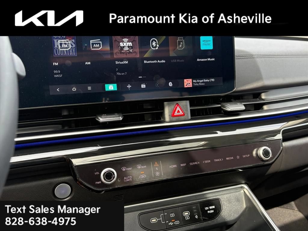 Certified 2025 Kia Carnival SX Prestige FWD image 11