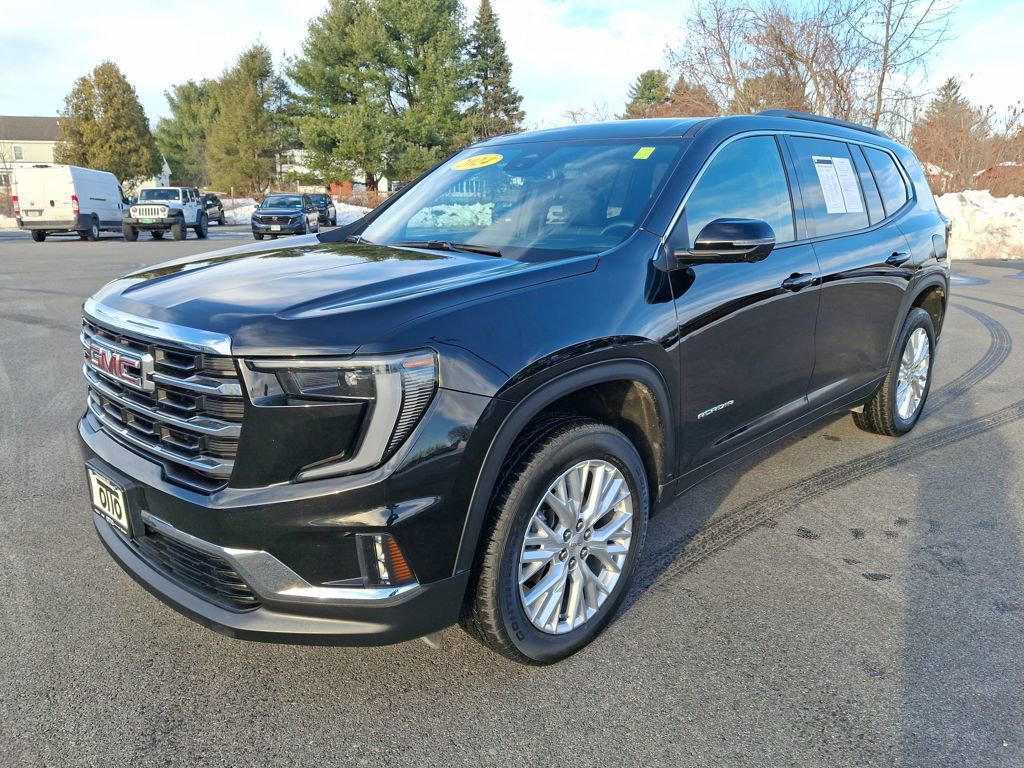 Used 2024 GMC Acadia Elevation image 3