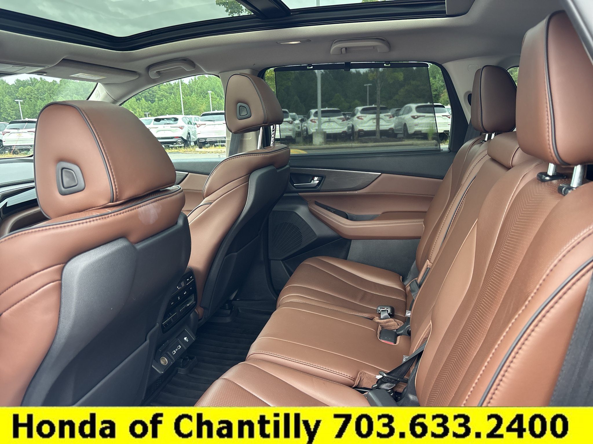 Used 2023 Acura MDX w/ Advance Package AWD/4WD image 26