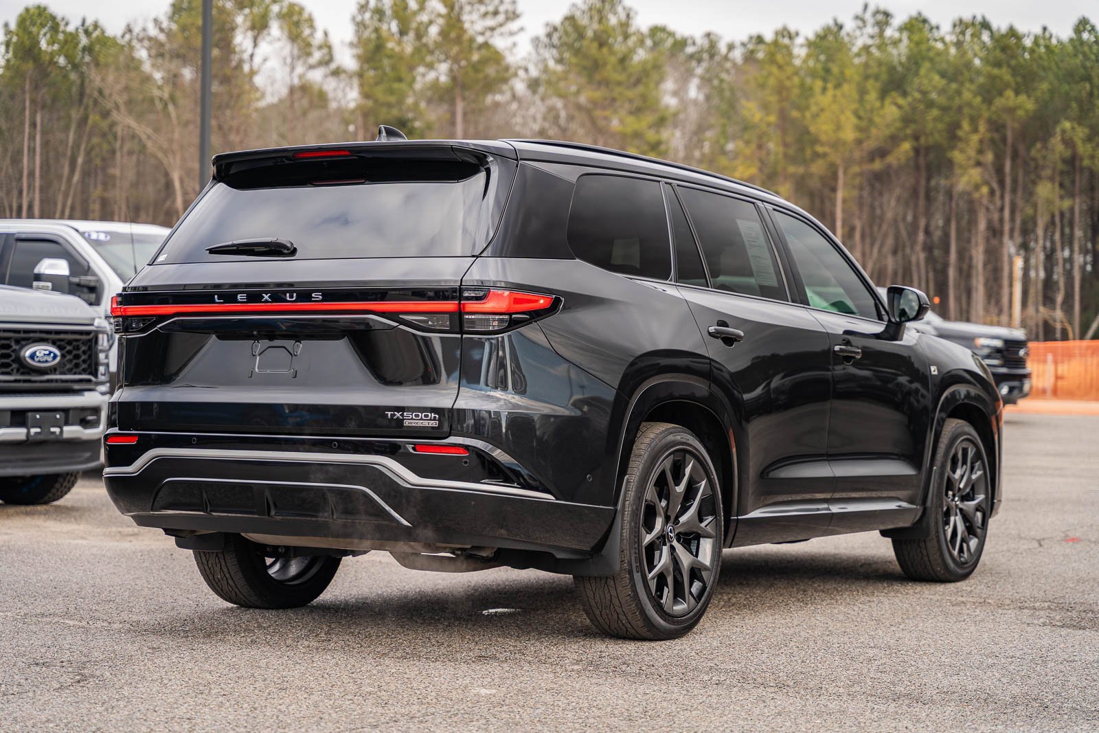 Used 2025 Lexus TX 500h AWD image 9