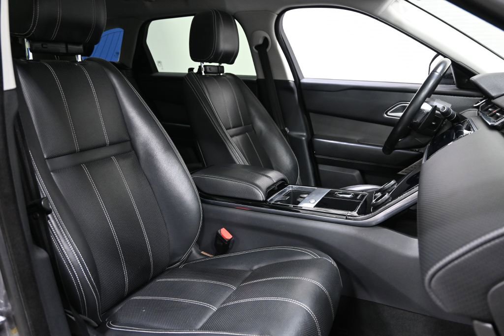 Used 2018 Land Rover Range Rover Velar S image 20