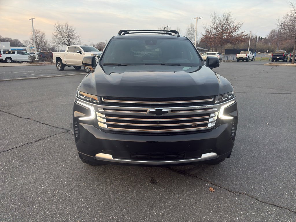 Used 2024 Chevrolet Tahoe High Country image 2