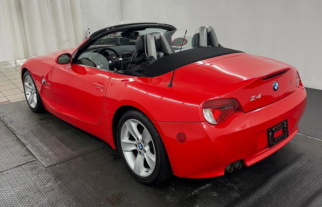 Used 2006 BMW Z4 3.0i RWD image 32
