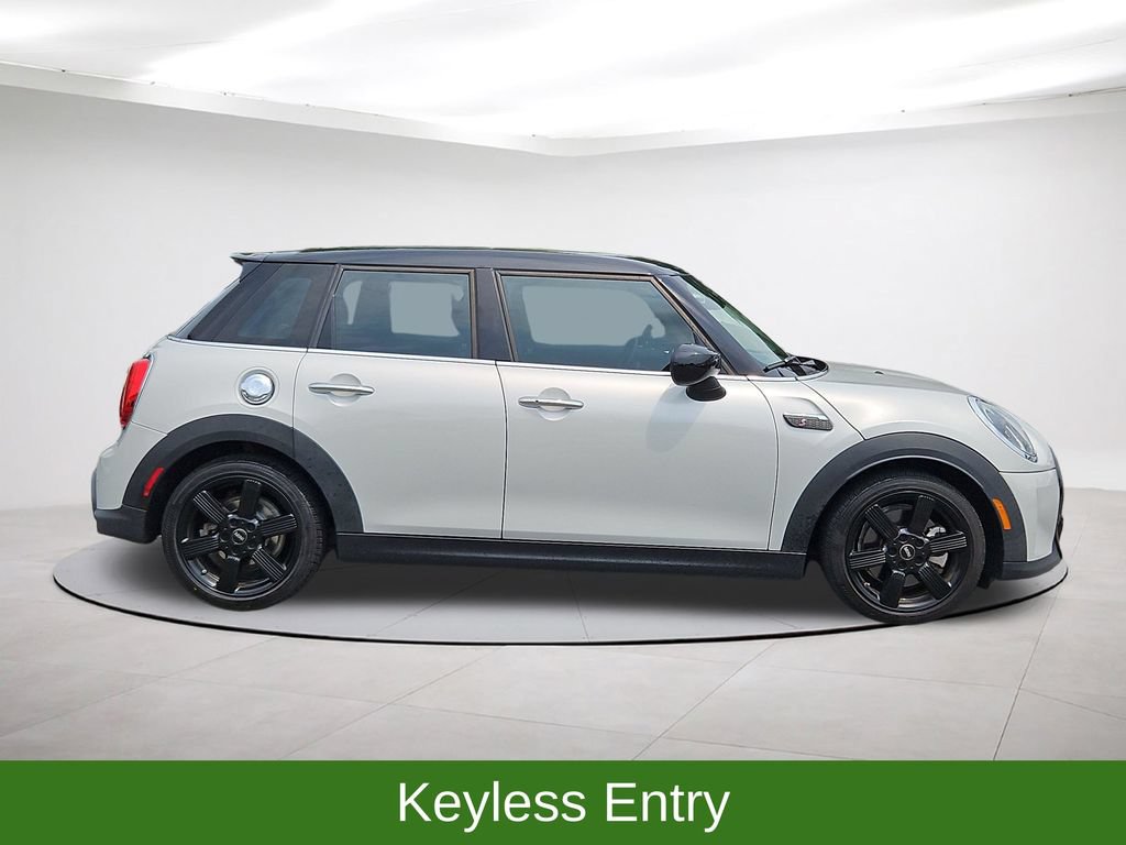 Used 2023 MINI Cooper S w/ Signature Upholstery Package FWD image 8