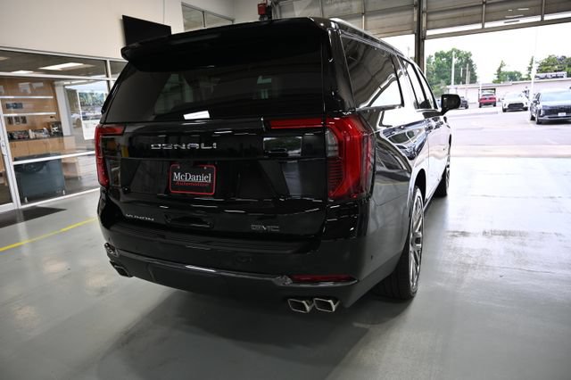 New 2026 GMC Yukon XL Denali Ultimate w/ LPO, Floor Liner Package AWD/4WD image 5