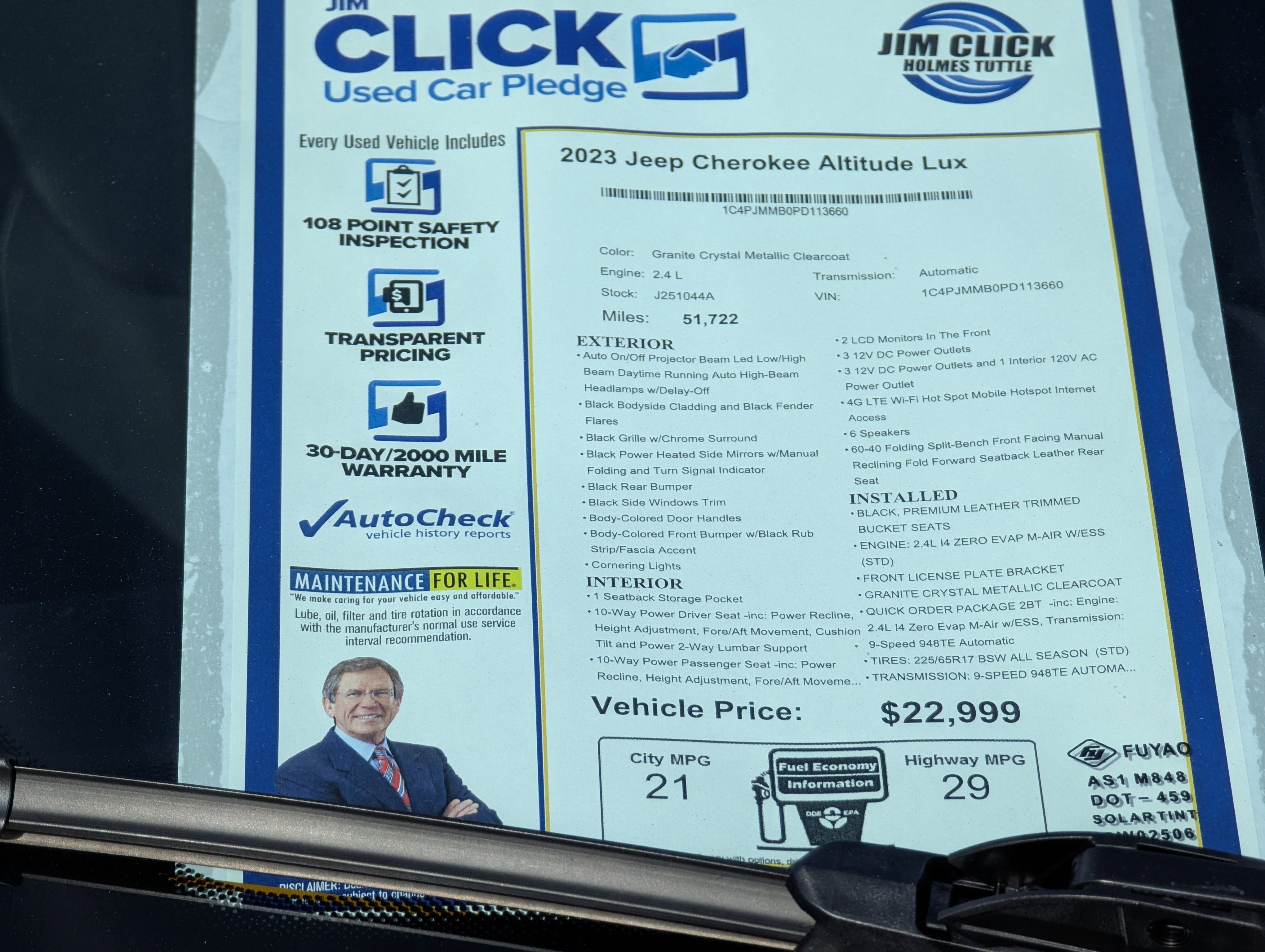 Used 2023 Jeep Cherokee Altitude Lux image 13