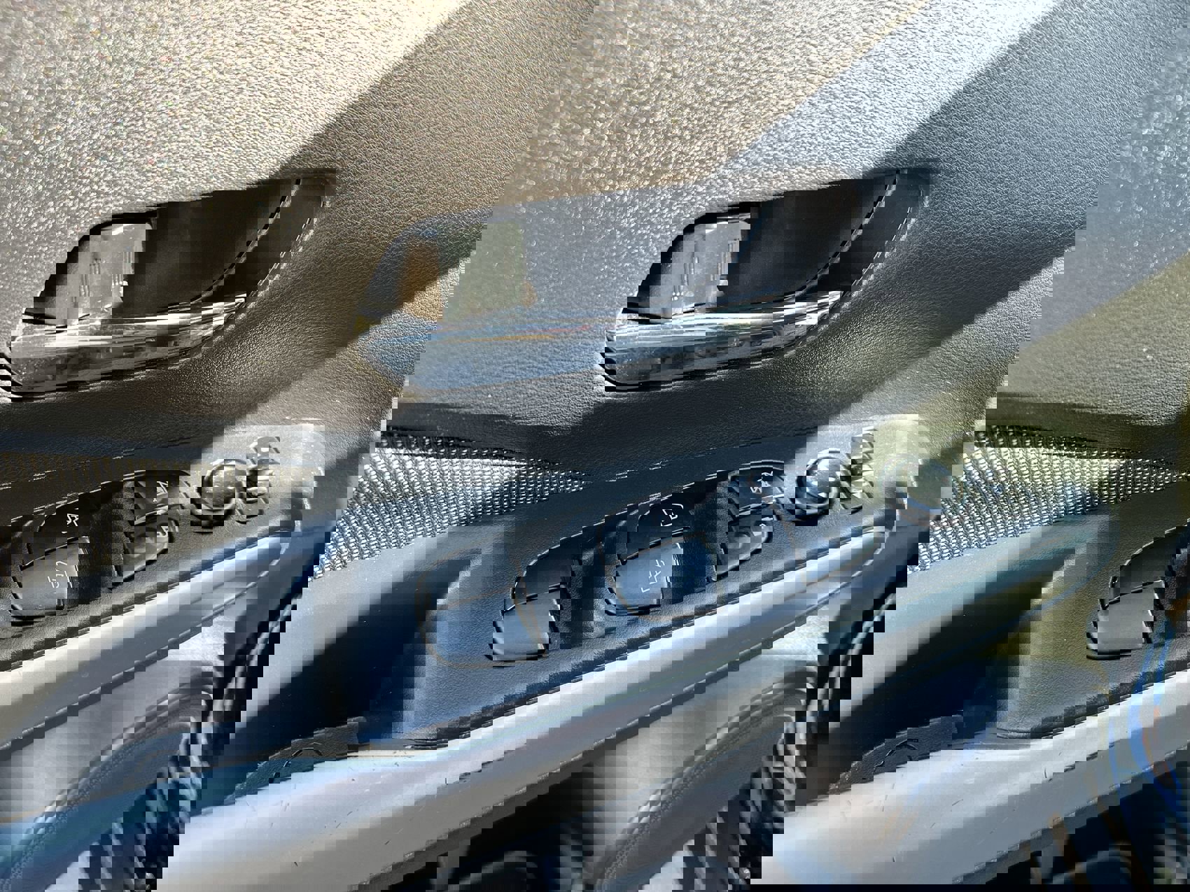 Used 2019 Nissan Kicks SV image 13