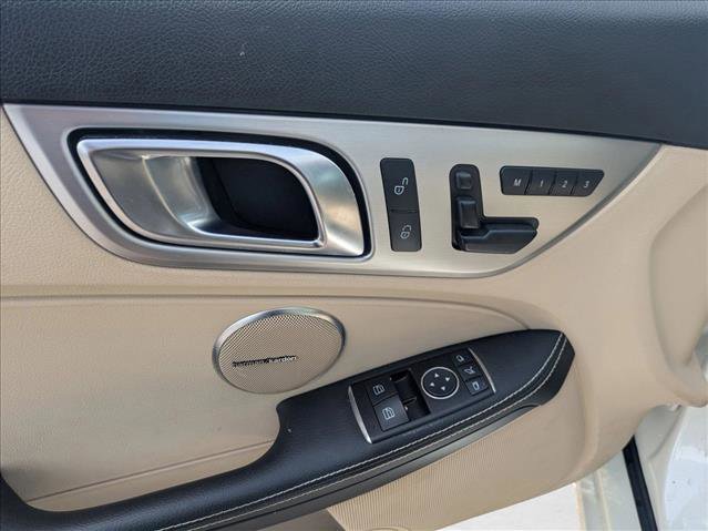 Used 2012 Mercedes-Benz SLK 350 image 13