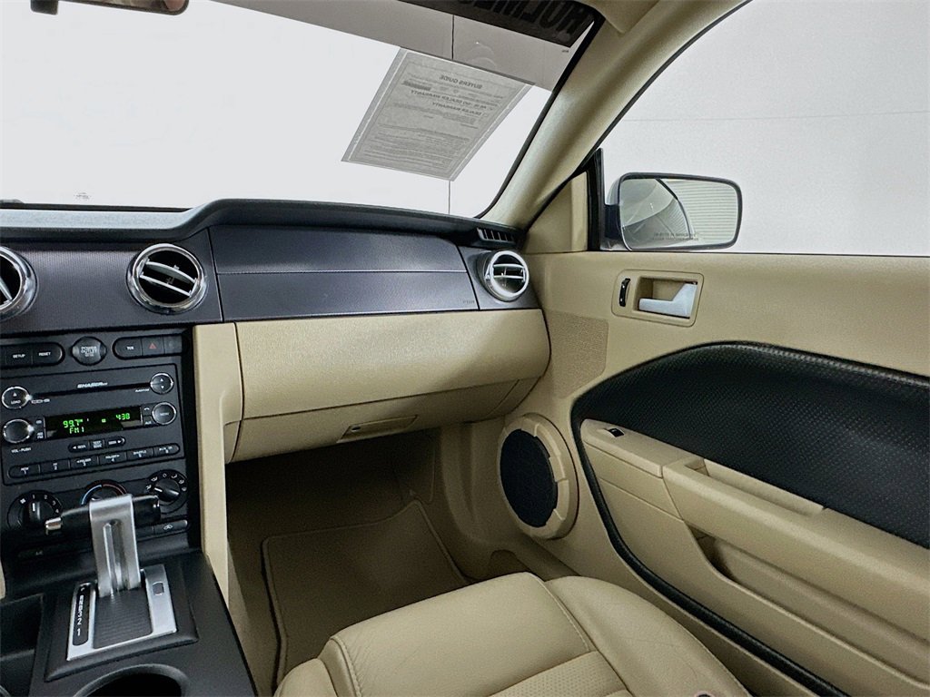 Used 2008 Ford Mustang GT image 18