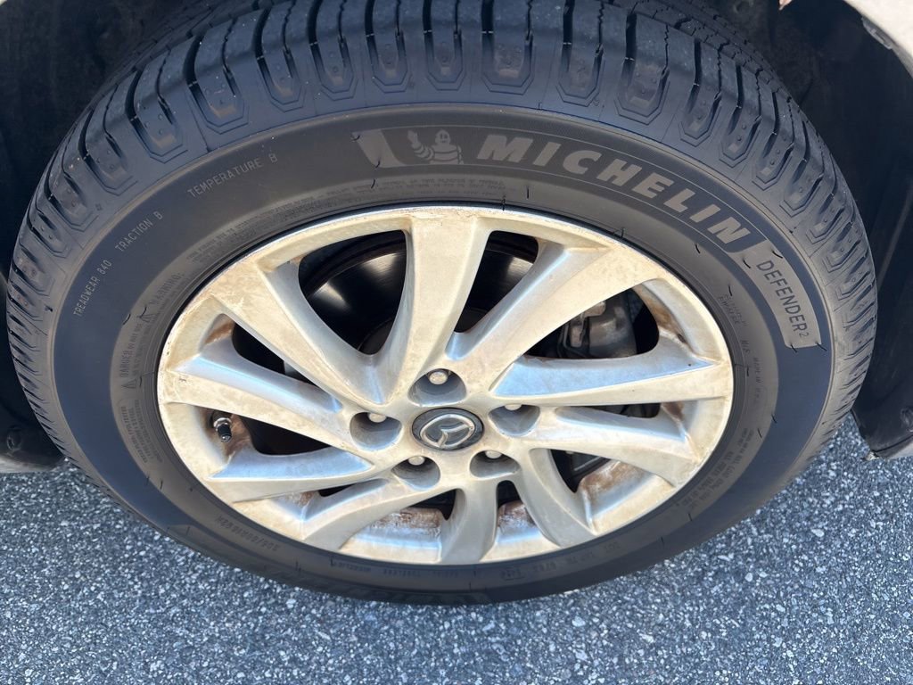 Used 2013 MAZDA MAZDA3 i Touring image 17