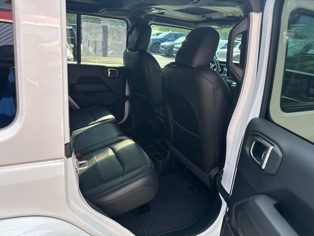 Used 2023 Jeep Wrangler Altitude image 60