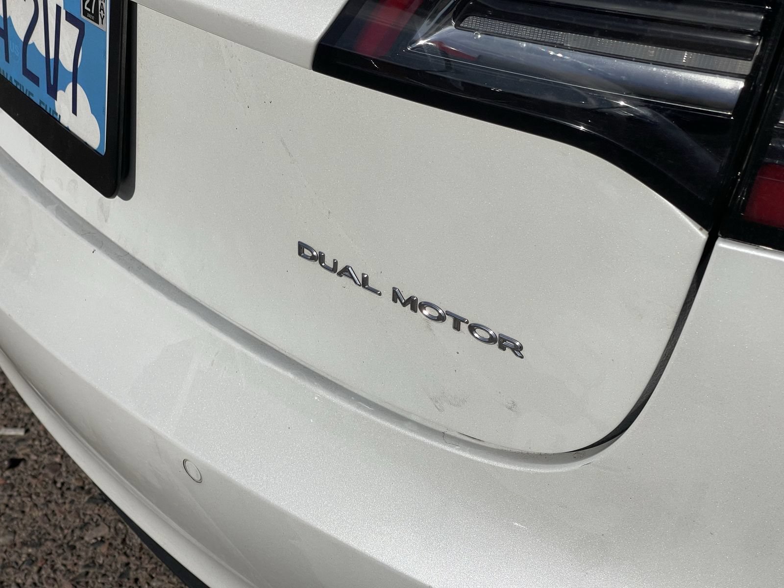 Used 2018 Tesla Model 3 Long Range RWD image 4