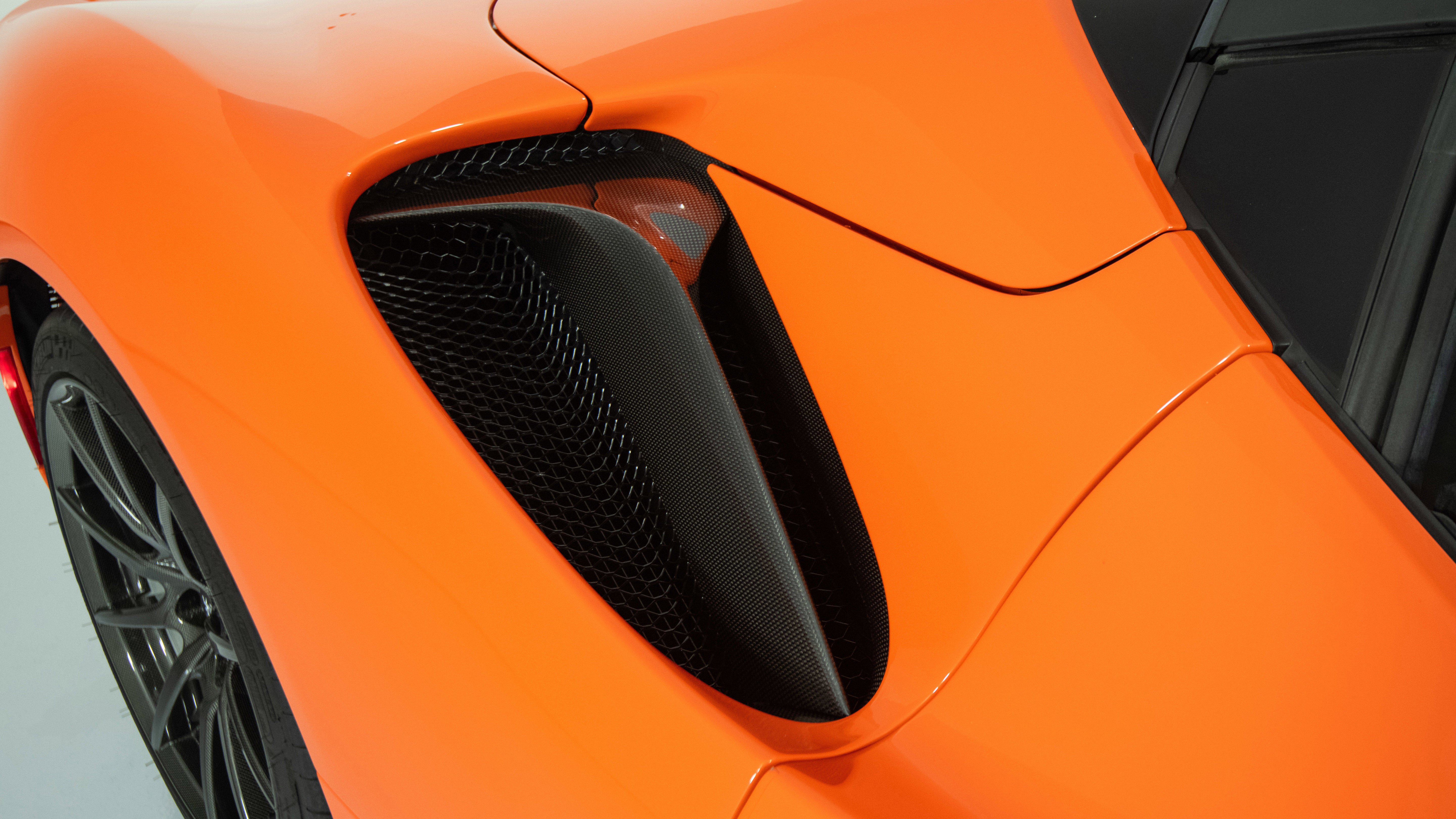 Certified 2022 Ferrari SF90 Spider AWD/4WD image 16