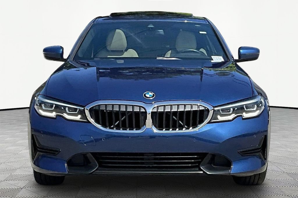 Used 2021 BMW 330i Sedan w/ Convenience Package RWD image 2