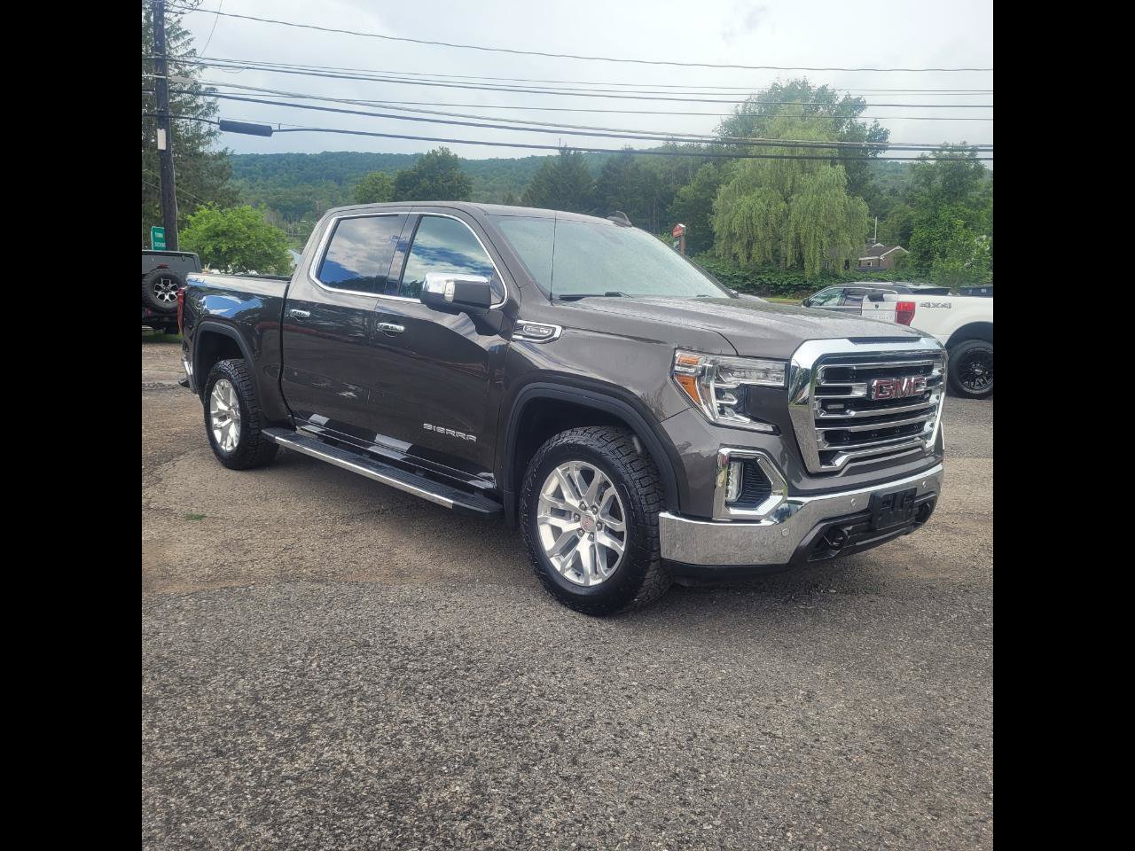 Used 2019 GMC Sierra 1500 SLT w/ SLT Premium Plus Package AWD/4WD image 2