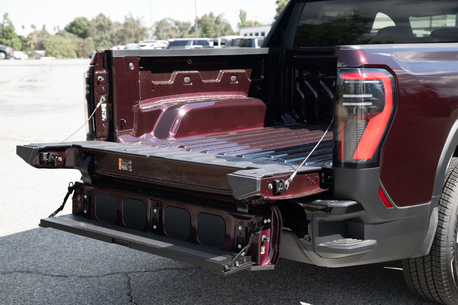 New 2026 GMC Sierra EV Elevation image 16