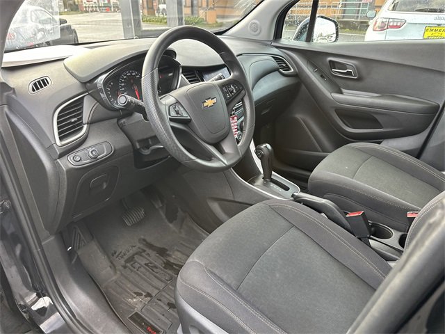 Used 2020 Chevrolet Trax LS w/ Tint and Cruise Package image 9
