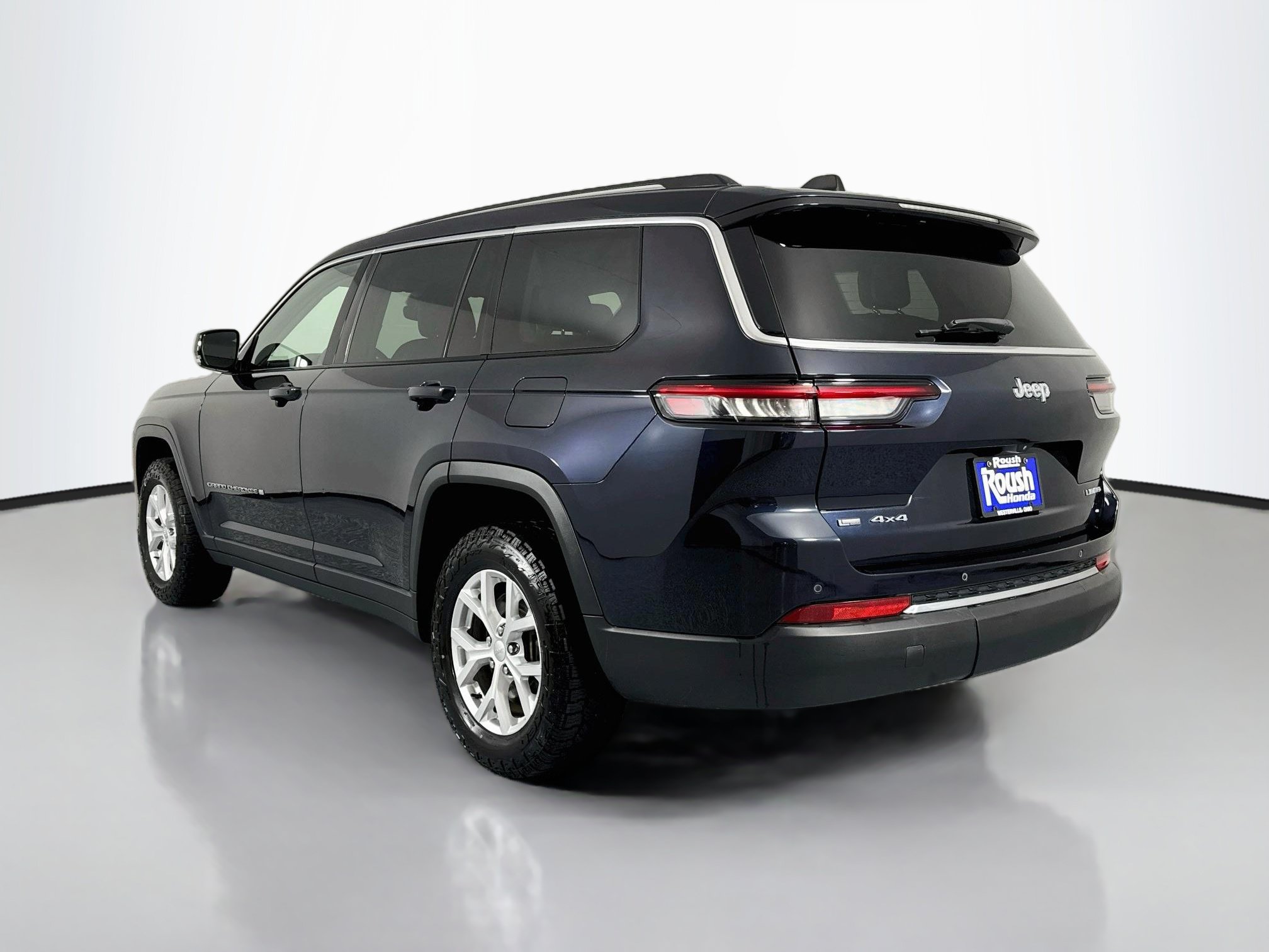 Used 2023 Jeep Grand Cherokee L Limited w/ Trailer Tow Group (B) AWD/4WD image 7