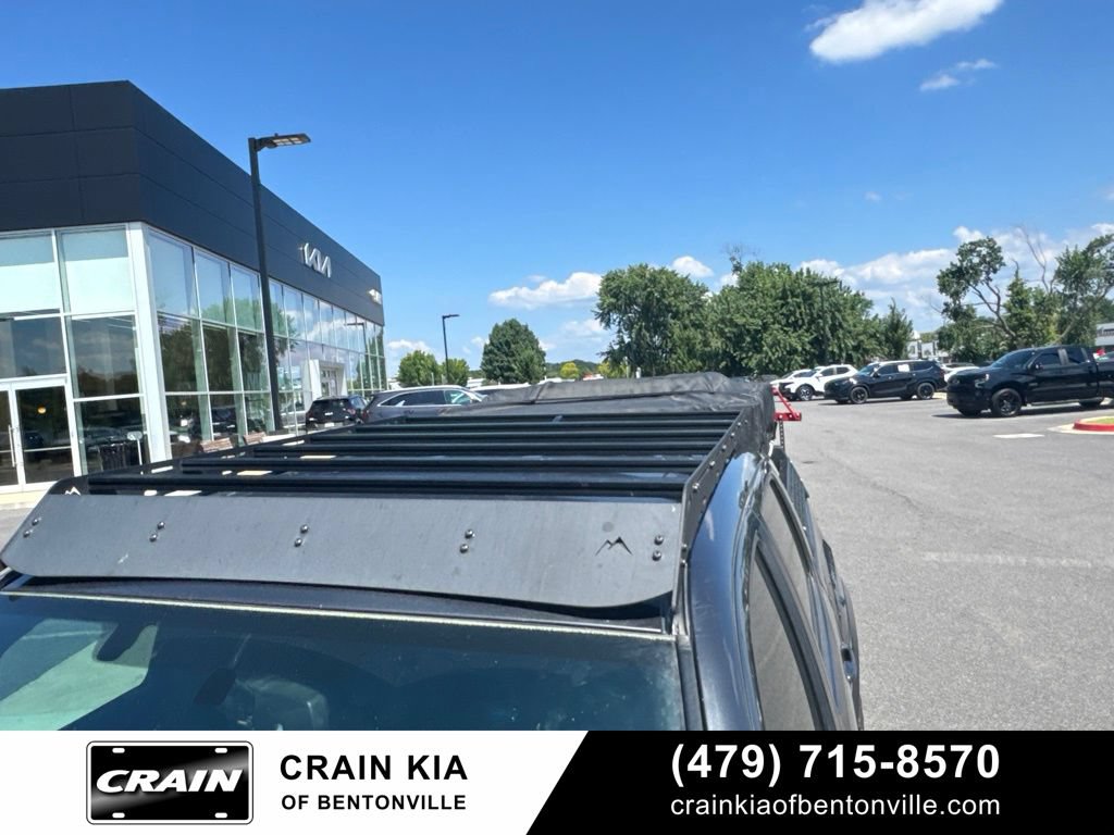 Used 2017 Toyota Tacoma TRD Sport w/ Tow Package (A/T) AWD/4WD image 16