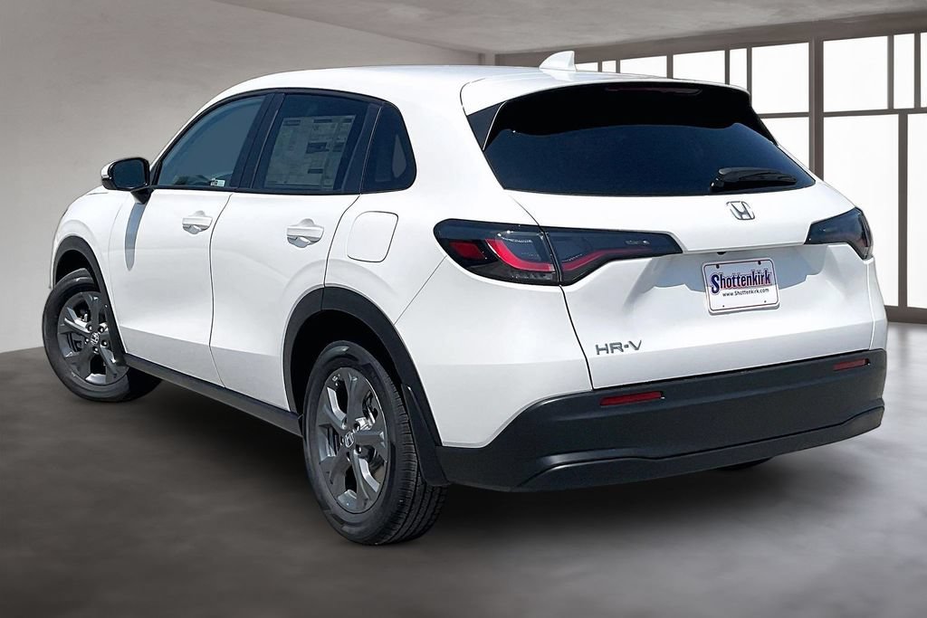 New 2027 Honda HR-V LX image 3