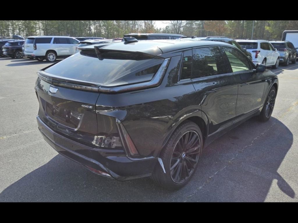 Used 2025 Cadillac Lyriq Sport image 5