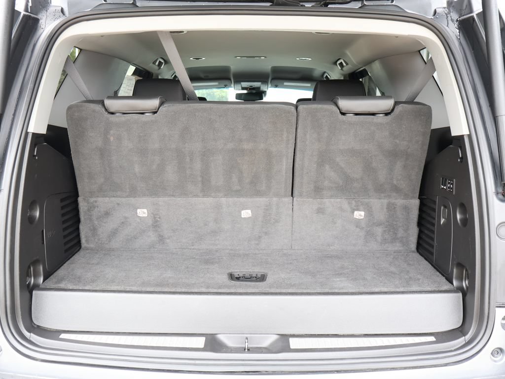 Used 2019 Chevrolet Tahoe LT w/ Luxury Package AWD/4WD image 33
