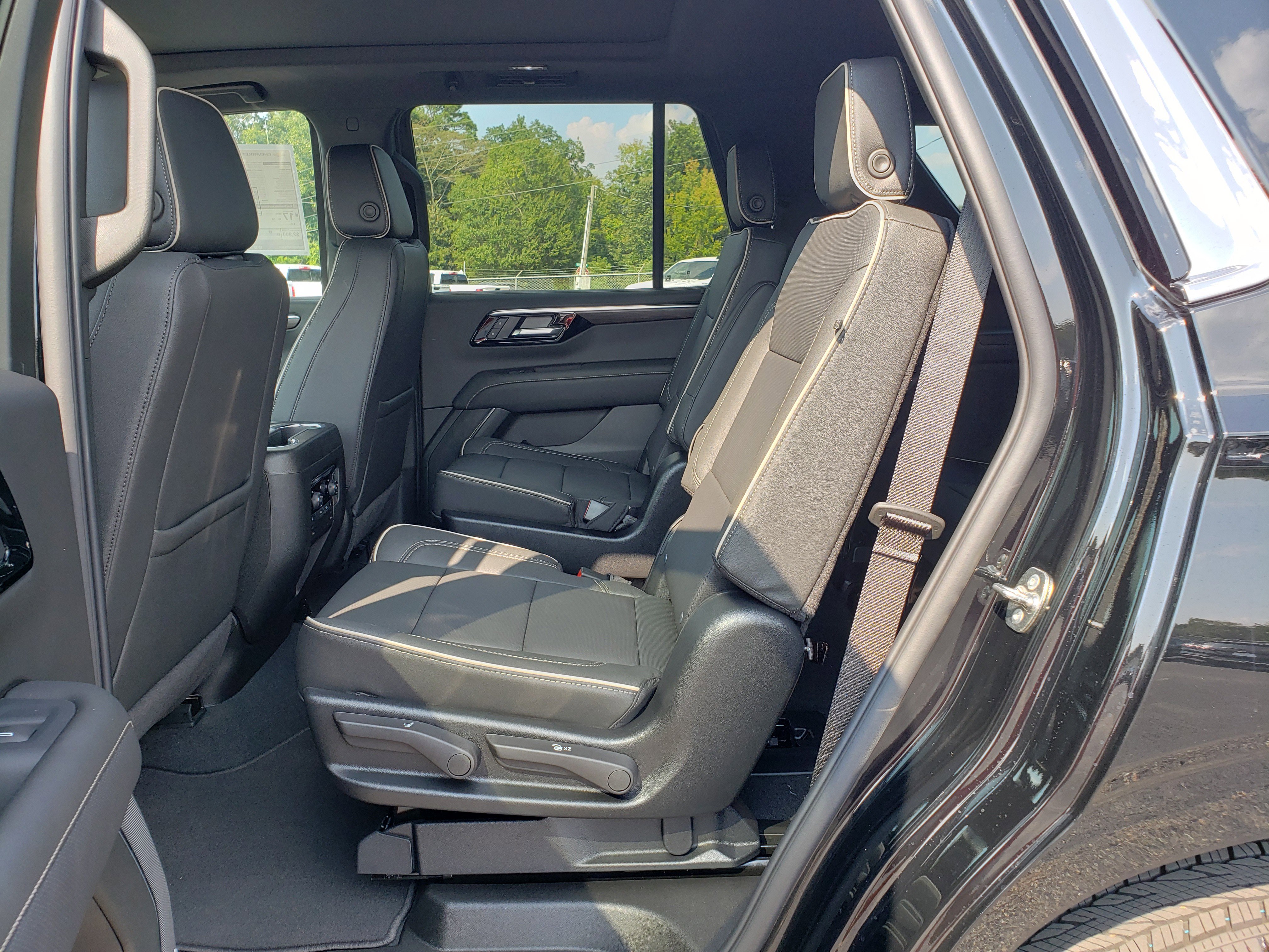 New 2026 Chevrolet Tahoe Premier w/ Sun And Tow Package image 32