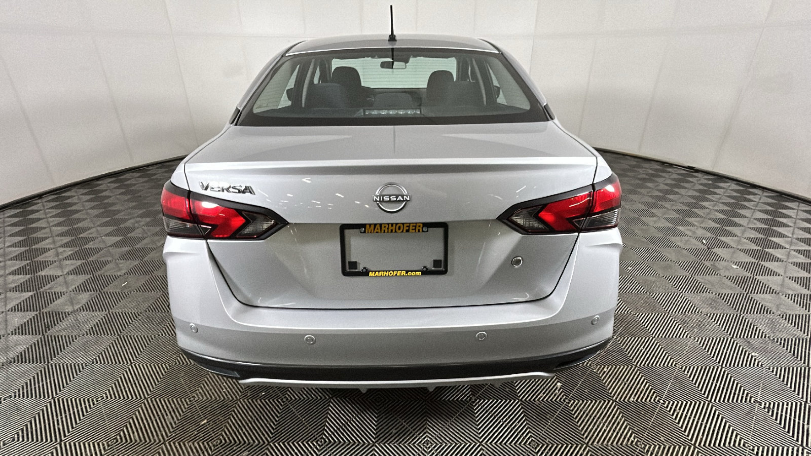 Used 2025 Nissan Versa S w/ Trunk Package FWD image 4