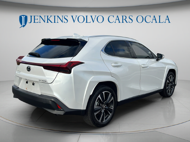 Used 2024 Lexus UX 250h FWD w/ Premium Package image 3