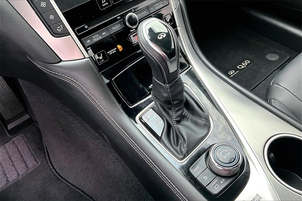 Used 2022 INFINITI Q60 3.0t Luxe w/ Essential Package image 15
