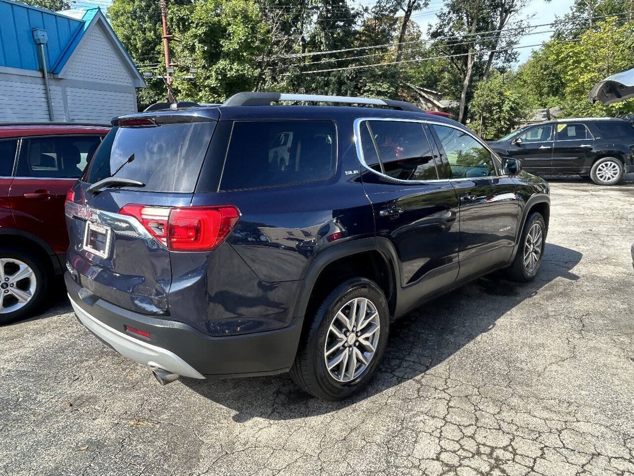 Used 2017 GMC Acadia SLE FWD image 13