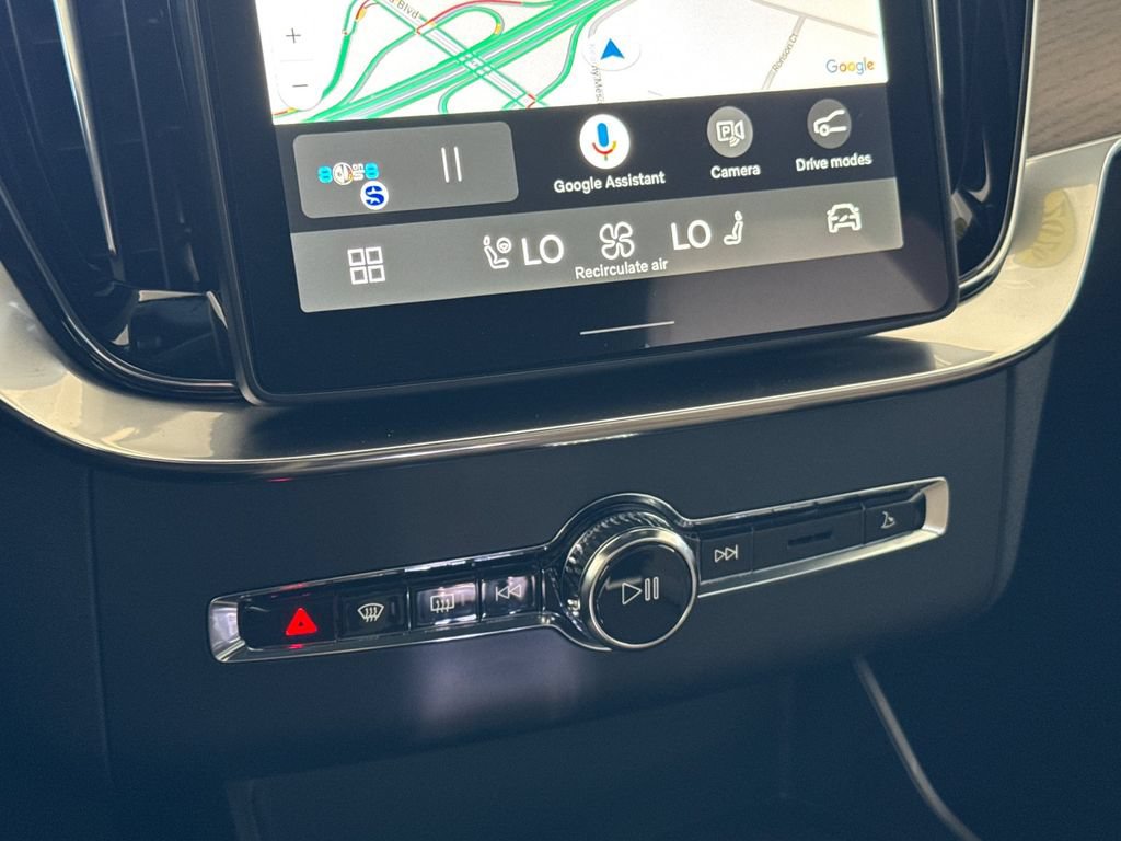 New 2026 Volvo XC90 B6 Plus AWD/4WD image 21