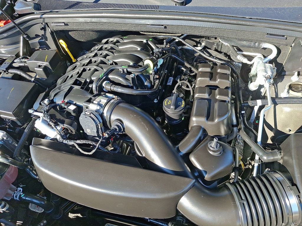 Used 2025 Dodge Durango GT image 24