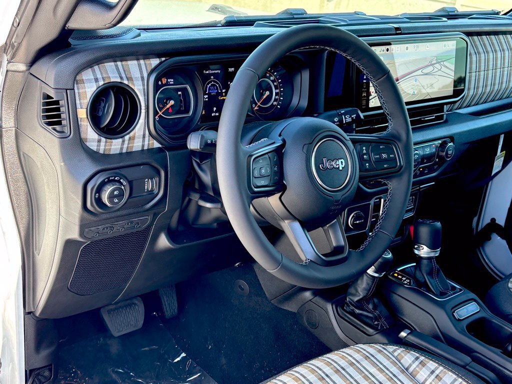New 2026 Jeep Gladiator Sport AWD/4WD image 10