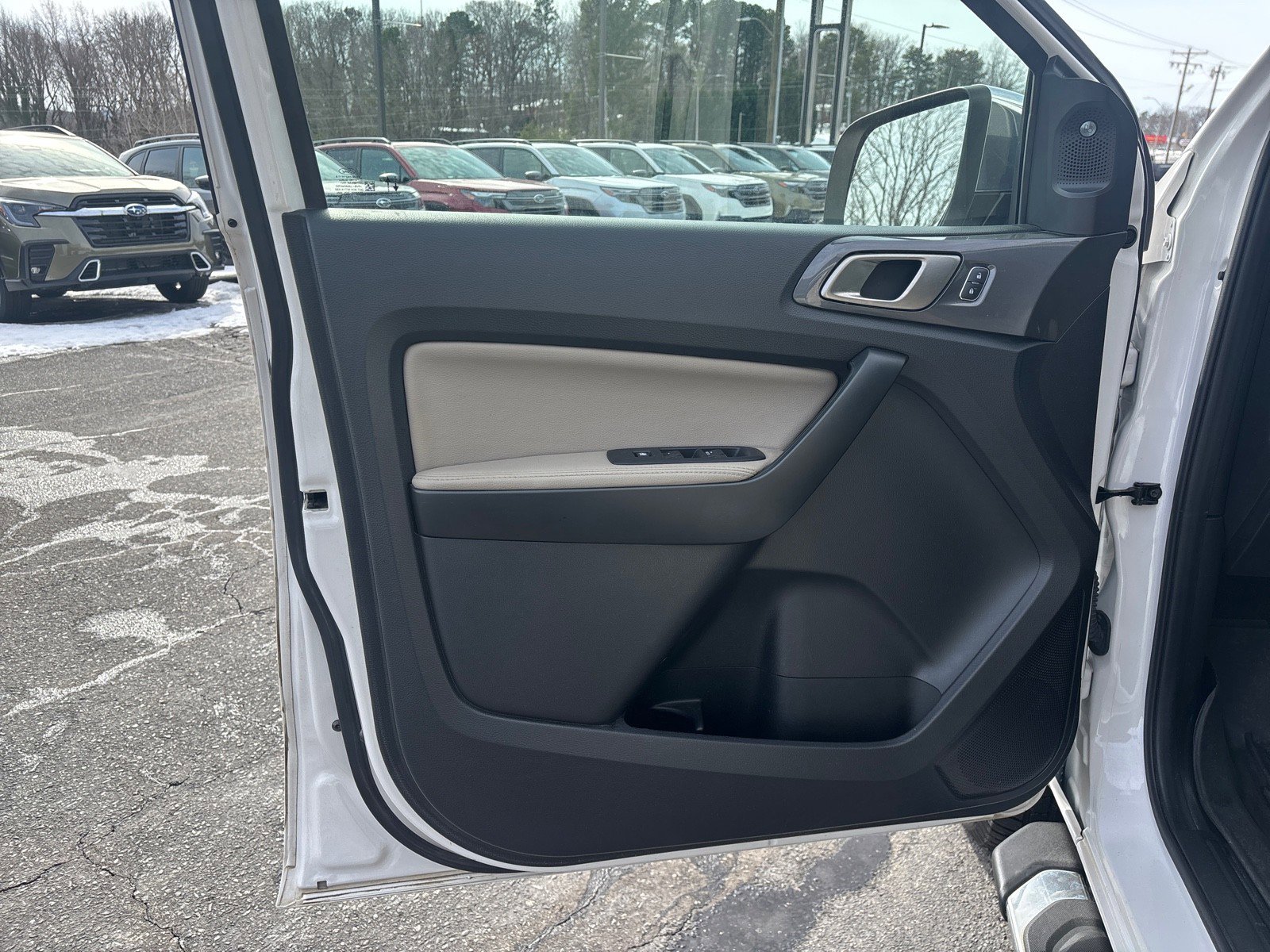 Used 2020 Ford Ranger Lariat w/ Equipment Group 501A Mid image 11