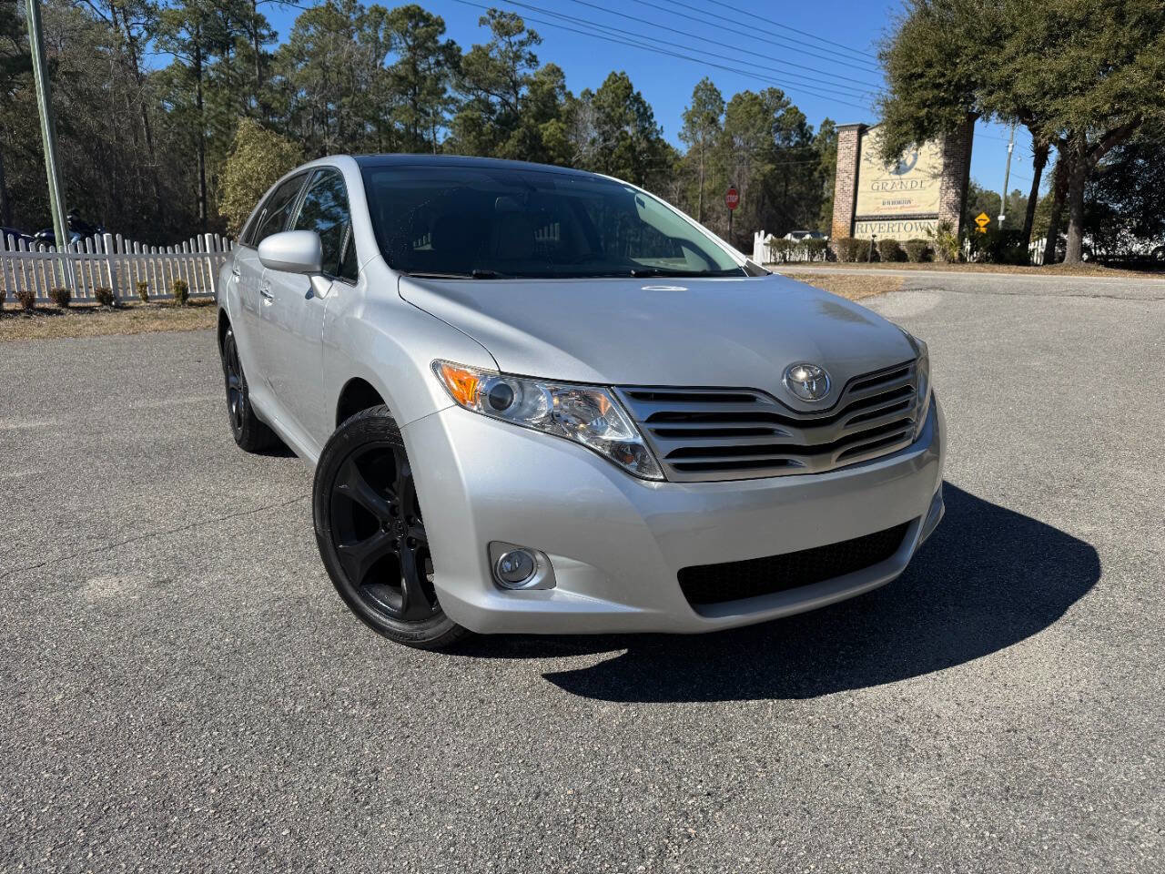 Used 2011 Toyota Venza w/ Convenience Pkg FWD image 37