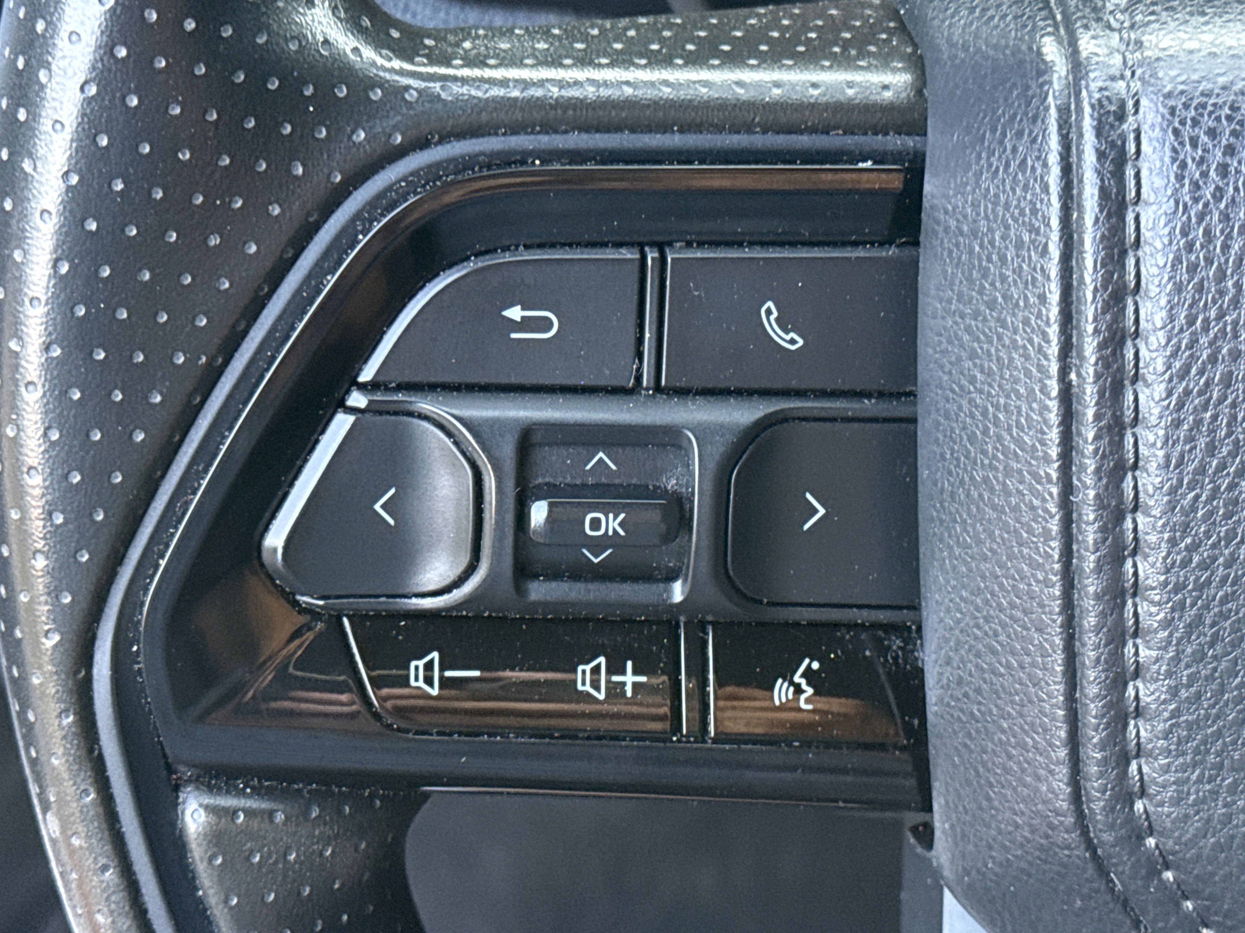 Used 2024 Toyota Tundra SR image 12