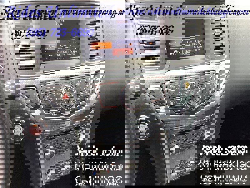 Used 2019 Nissan Pathfinder SL image 18