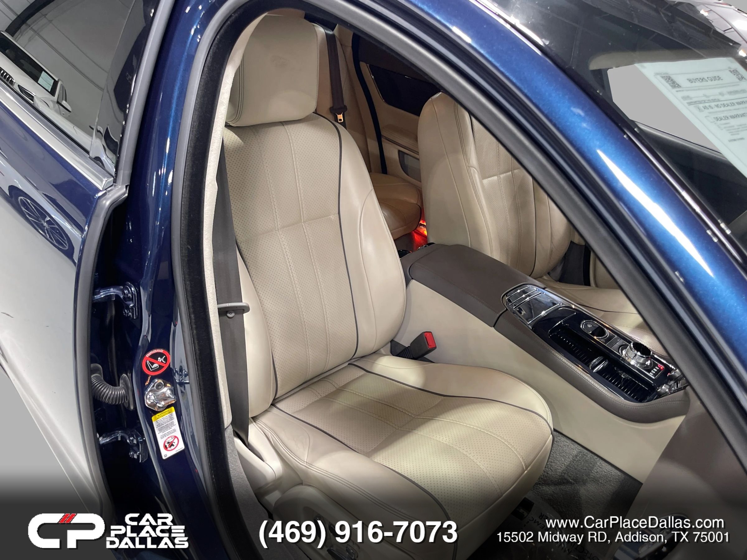 Used 2013 Jaguar XJ L Portfolio RWD image 25