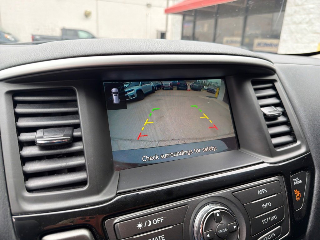 Used 2020 Nissan Pathfinder S AWD/4WD image 34