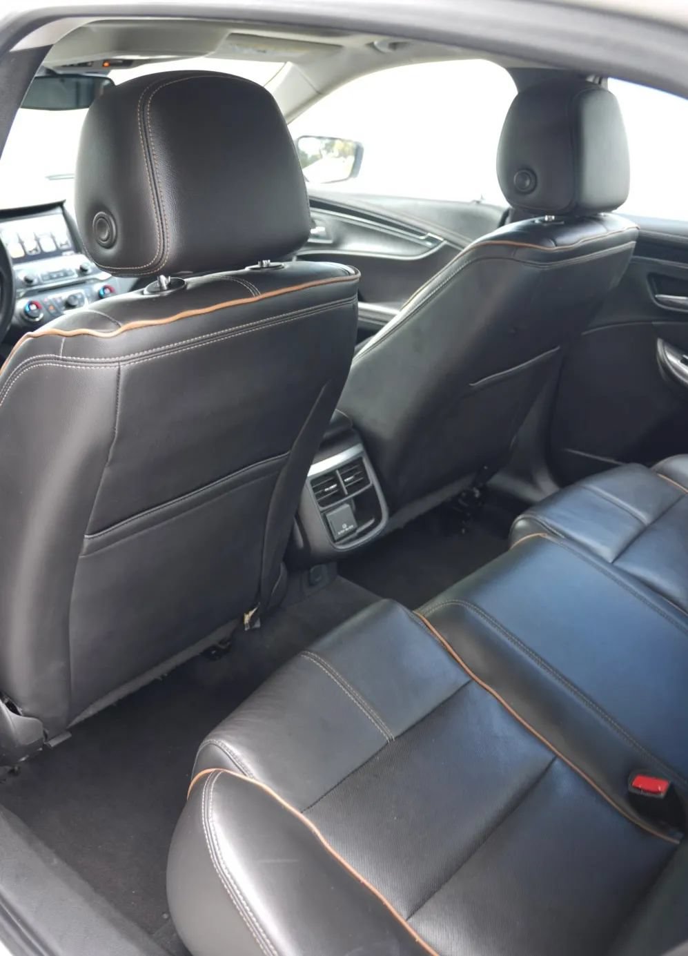 Used 2017 Chevrolet Impala Premier w/ Enhanced Convenience Package FWD image 14