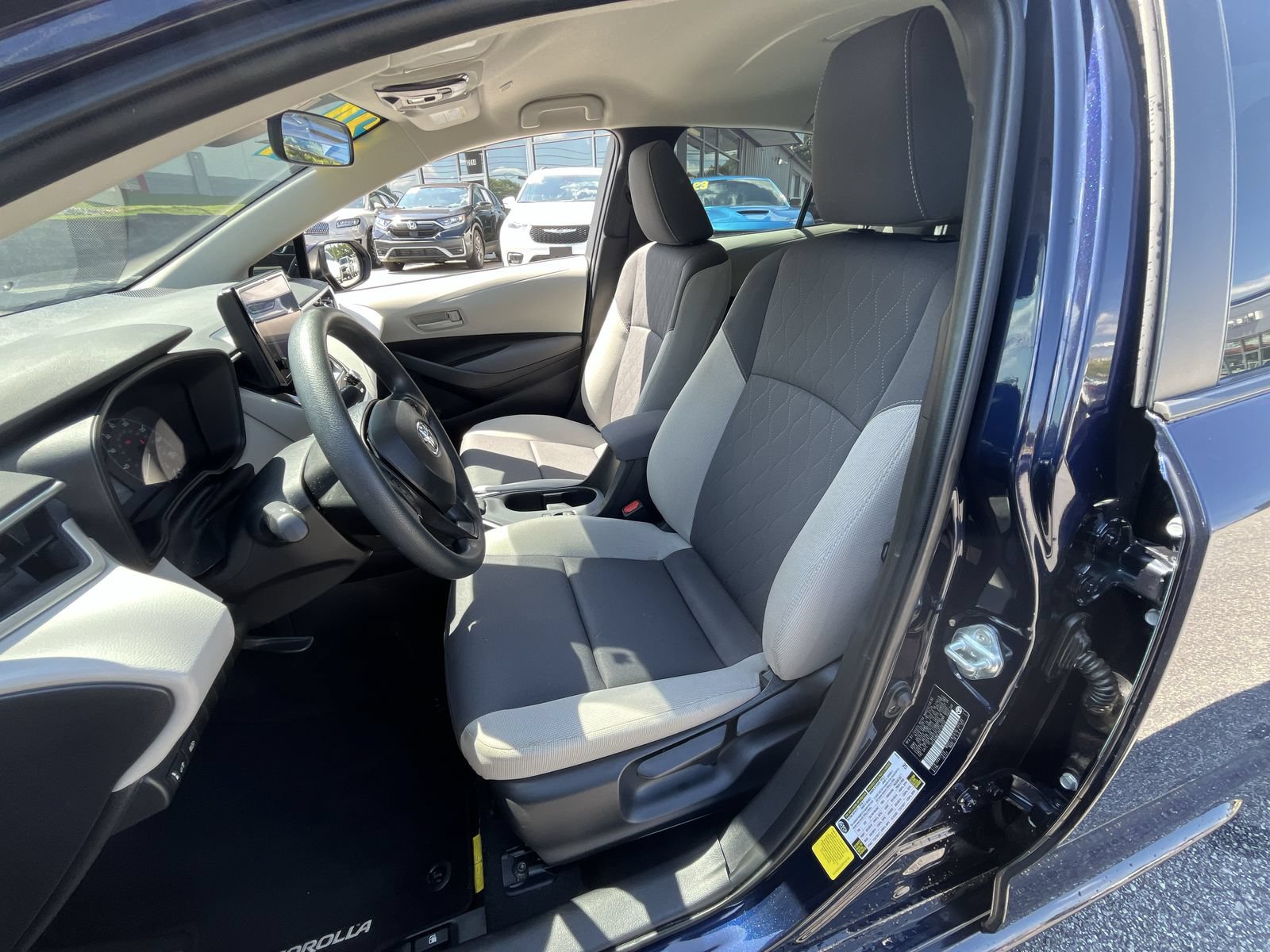 Used 2024 Toyota Corolla LE FWD image 14