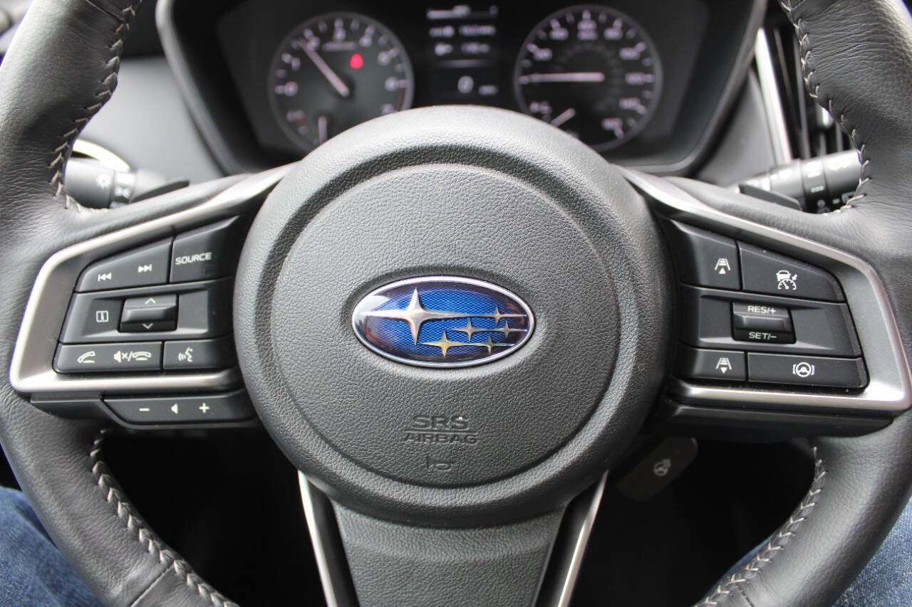 Used 2025 Subaru Outback Limited XT AWD/4WD image 17