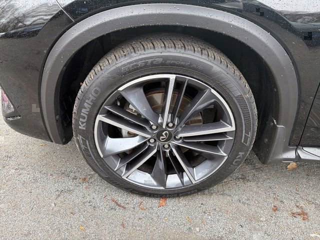 Used 2023 INFINITI QX50 Sport image 5