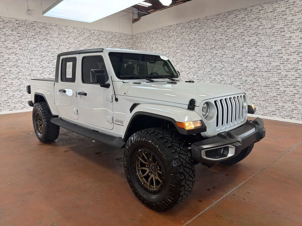 Used 2022 Jeep Gladiator Overland w/ Popular Equipment Package image 1