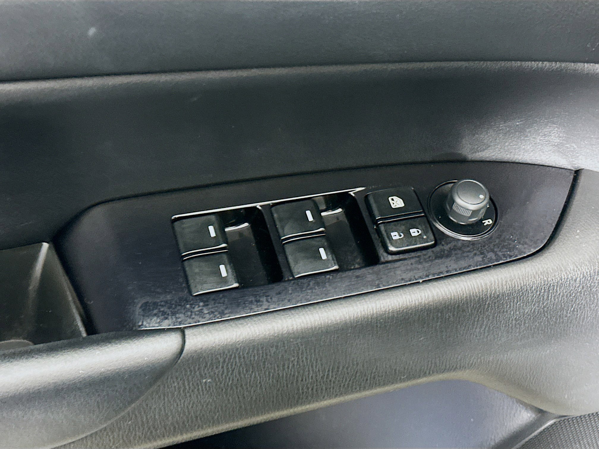 Used 2020 MAZDA CX-5 Touring image 15