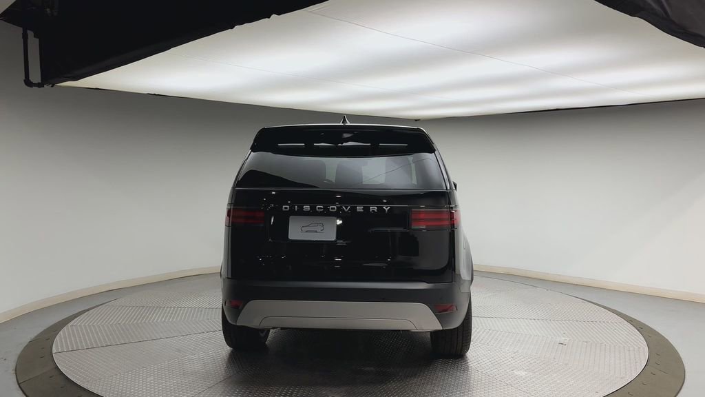 New 2026 Land Rover Discovery S AWD/4WD image 3