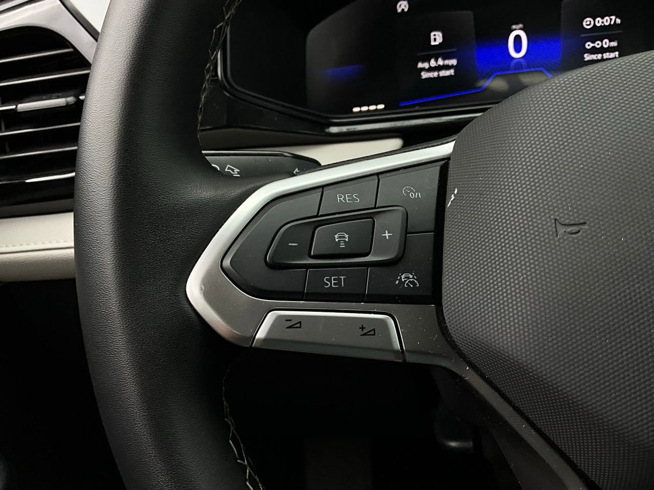 Used 2025 Volkswagen Taos S image 30