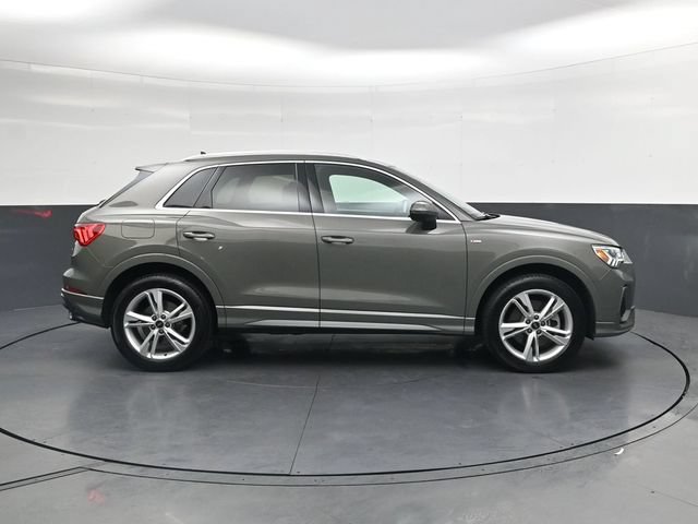 Used 2022 Audi Q3 2.0T Premium Plus AWD/4WD image 3